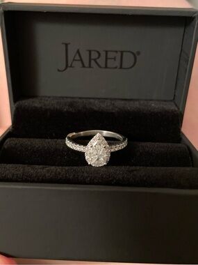 Pnina tornai engagement ring by Jared